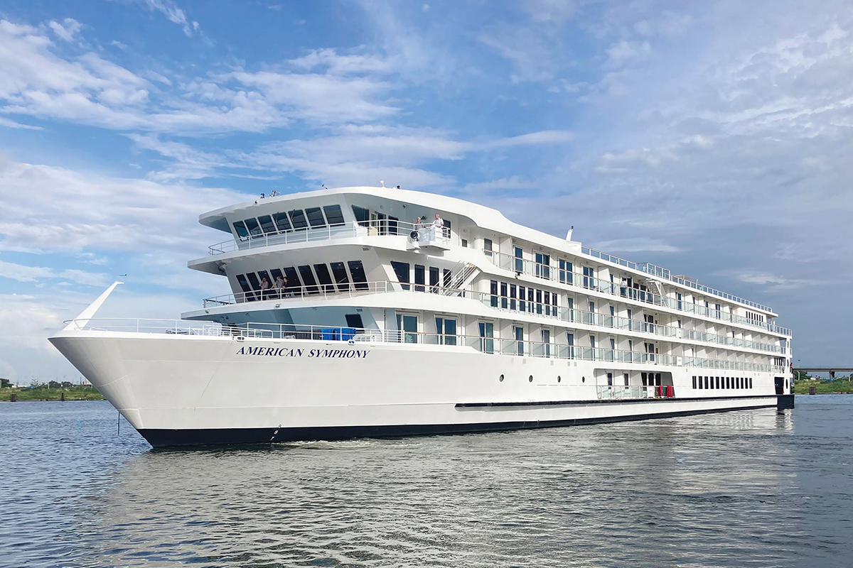 American Cruise Lines American Symphony river ship